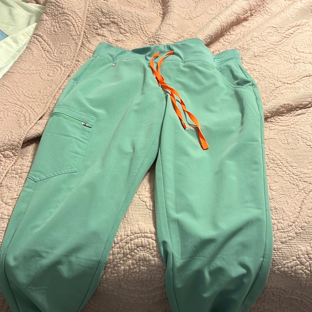 Figs Scrub Pants